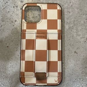 Walli iPhone 12 case